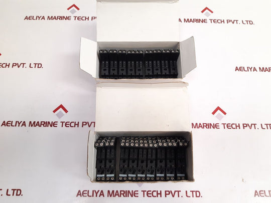 Set Of 9X Telemecanique Rsze 1S48M Socket Base (1Box = 9Pcs)