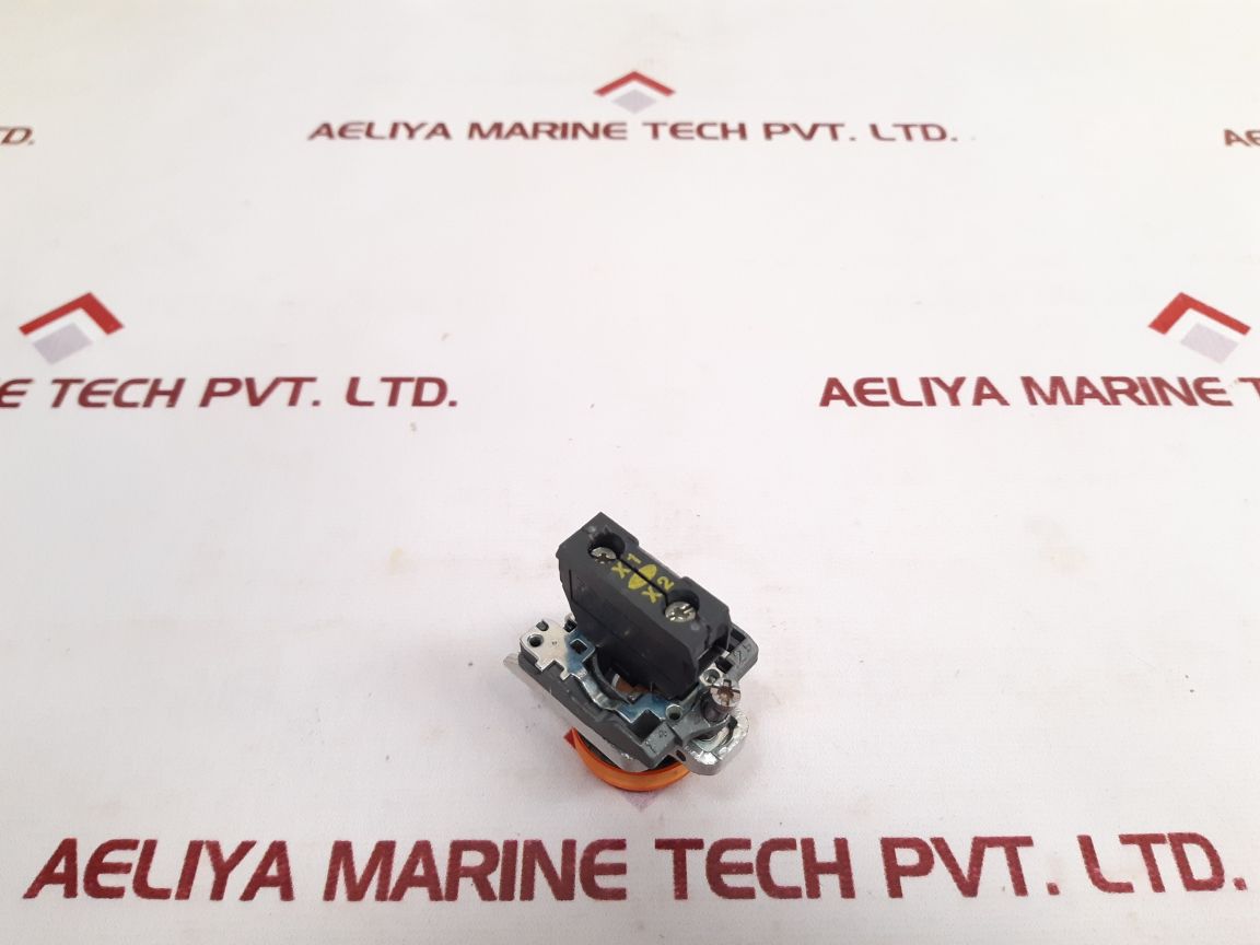Telemecanique Zbv-m5 Yellow Led Pilot Light - Aeliya Marine Tech