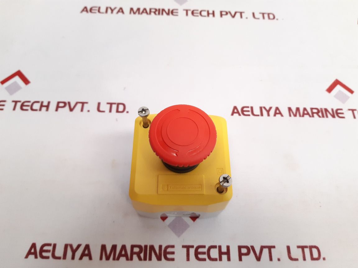 Telemecanique/schneider xalk174e emergency stop push button - Aeliya Marine Tech