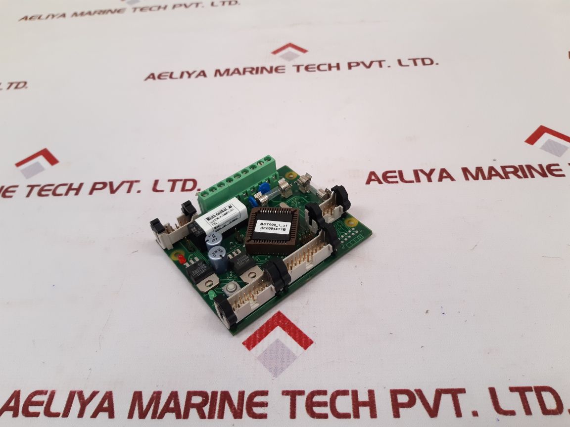 Micro-control mc-pm-4 pcb card rev.3 - Aeliya Marine Tech
