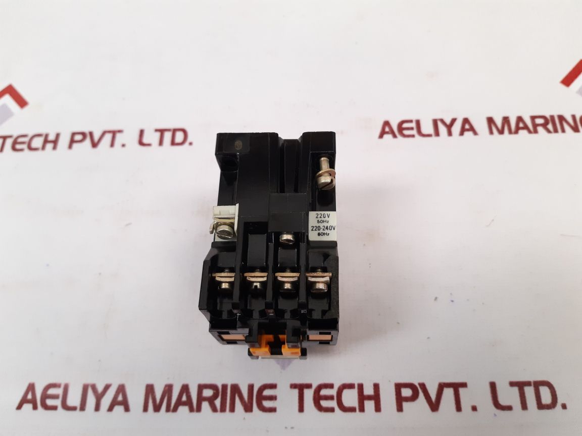 Telemecanique Ca2-dn122 Contactor 220V 50Hz 220-240V 60Hz - Aeliya Marine Tech