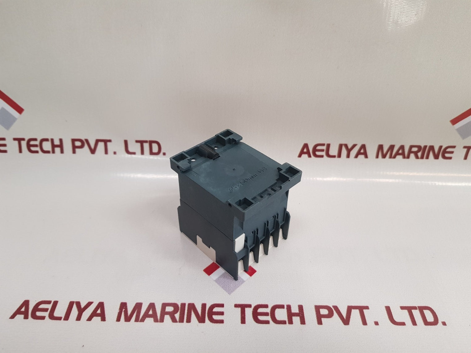Schneider Electric Lc1K09 004U7 Contactor - Aeliya Marine Tech