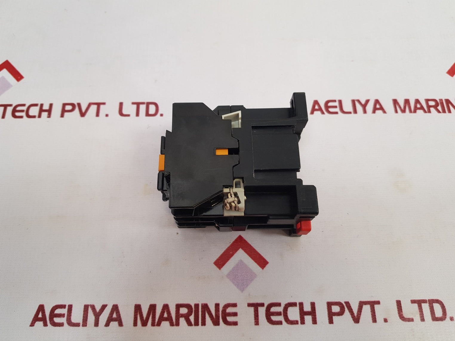 Telemecanique Ca2-dn 140.A60 Contactor Relay - Aeliya Marine Tech