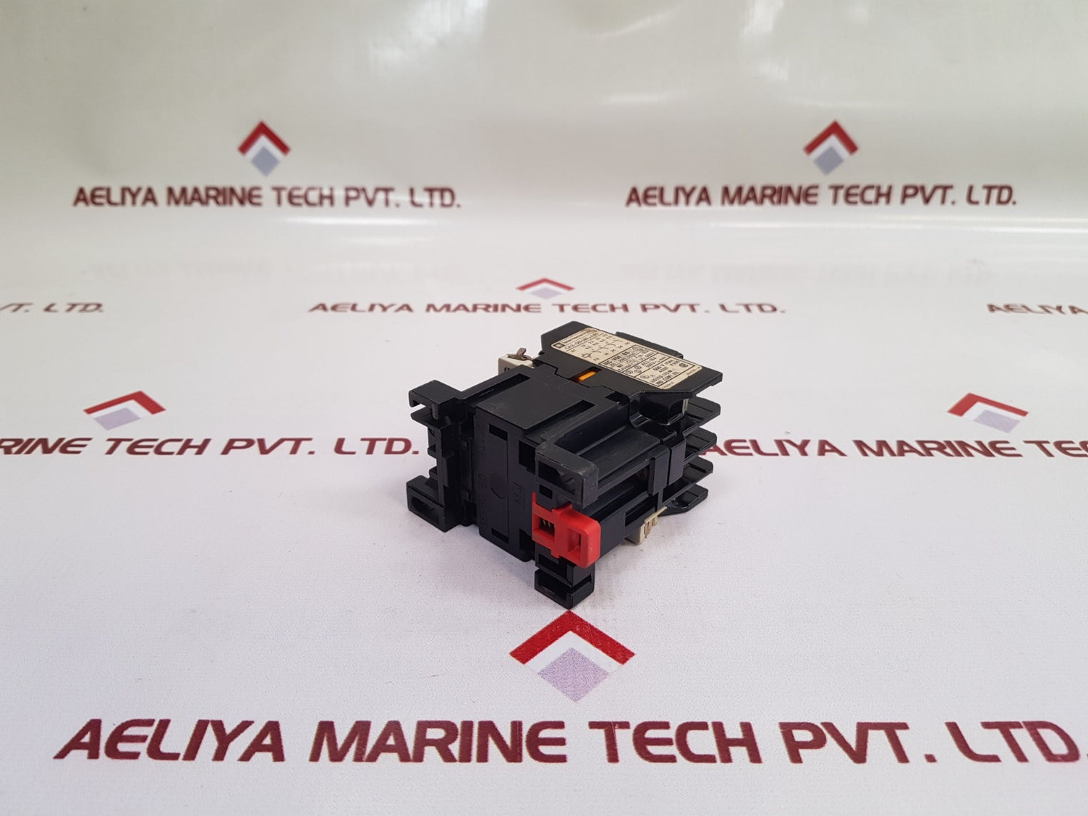 Telemecanique Ca2-dn 140.A60 Contactor Relay - Aeliya Marine Tech