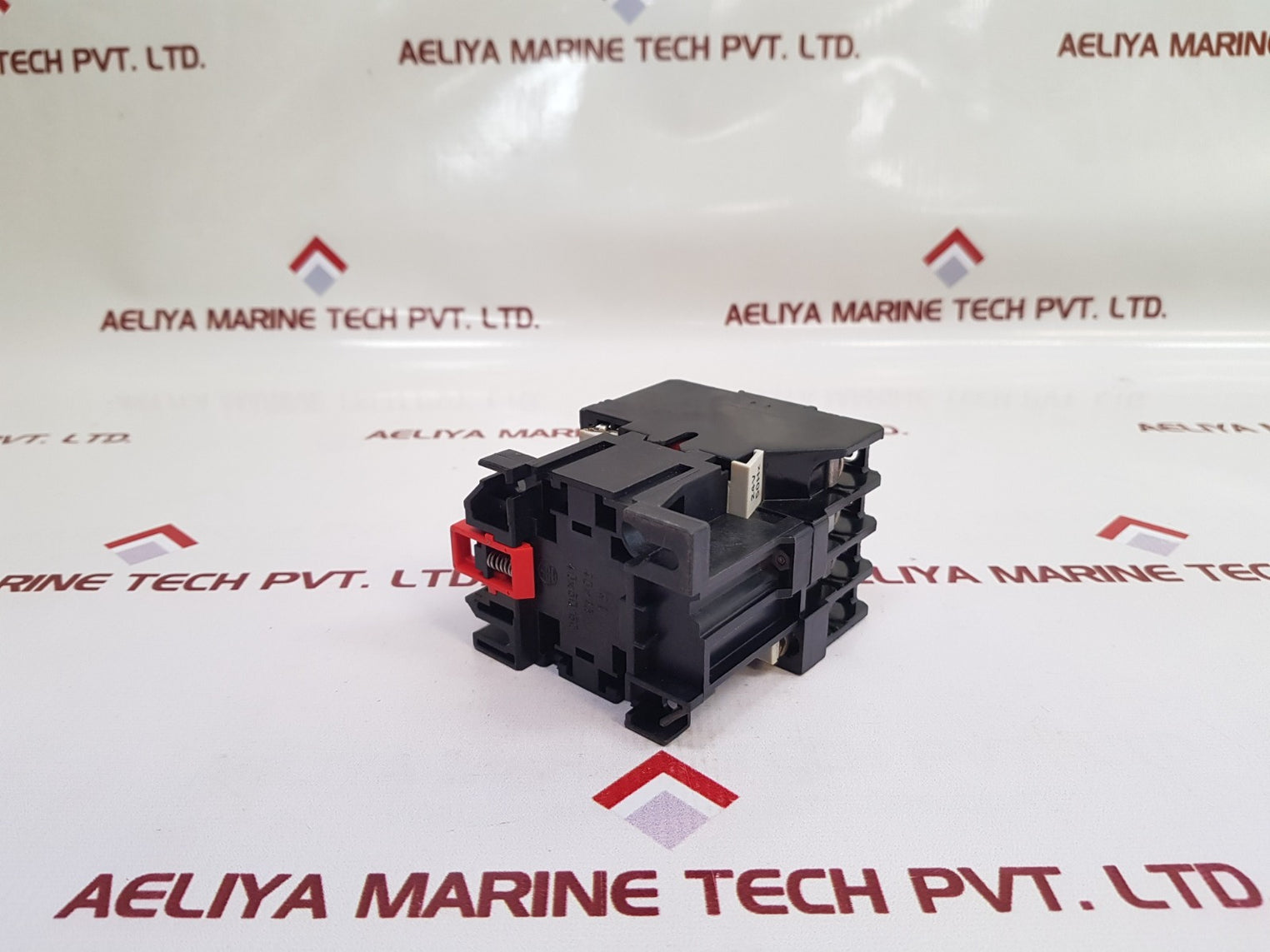 Telemecanique Lc1-d253 Contactor - Aeliya Marine Tech