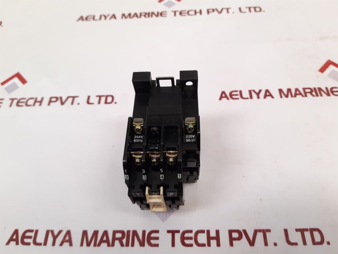 Danfoss Ci 9 Contactor Used - Aeliya Marine Tech