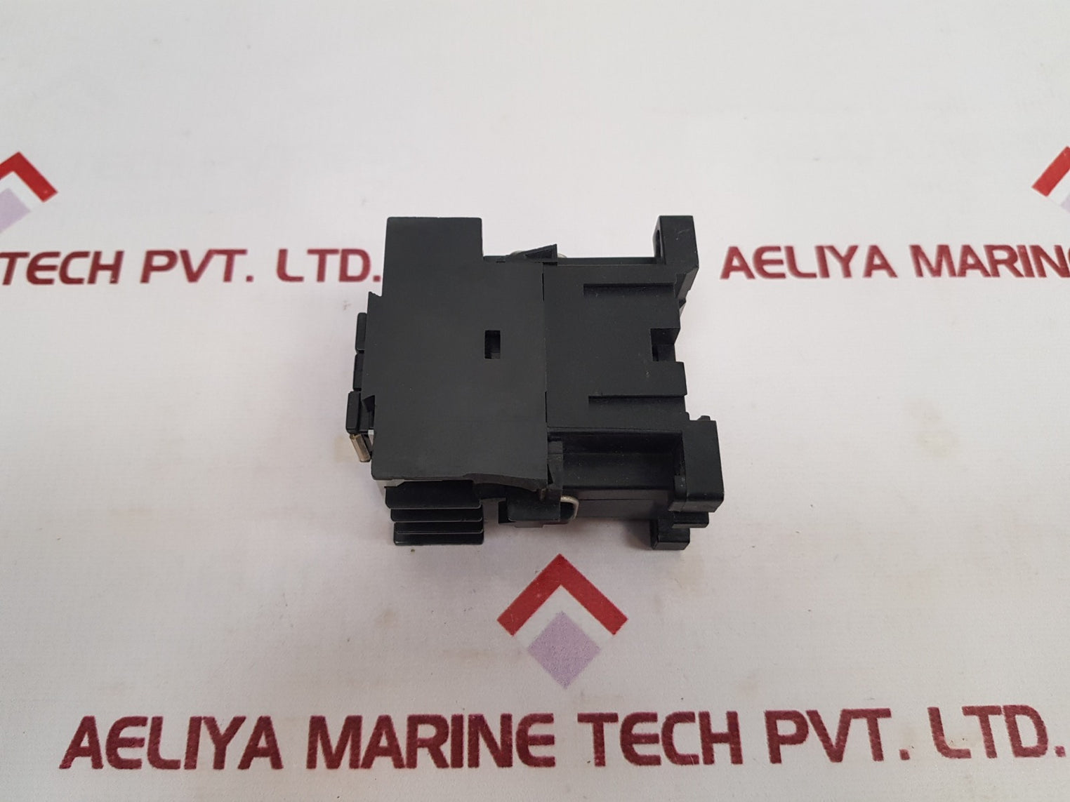 Stromberg Ok 00 W10 Contactor Used - Aeliya Marine Tech