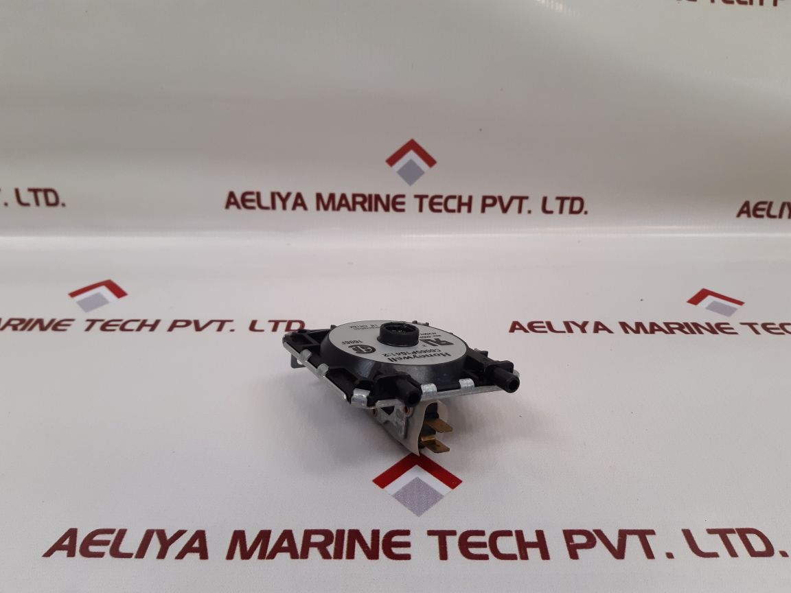 Honeywell C6065P1041:2 Pressure Switch - Aeliya Marine Tech