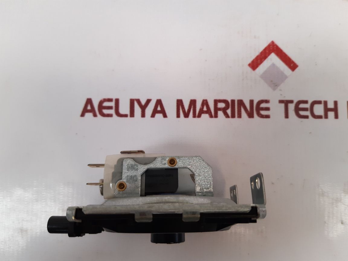 Honeywell C6065P1041:2 Pressure Switch - Aeliya Marine Tech