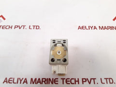 Cooper crouse-hinds ghg4171101r0003 push button New