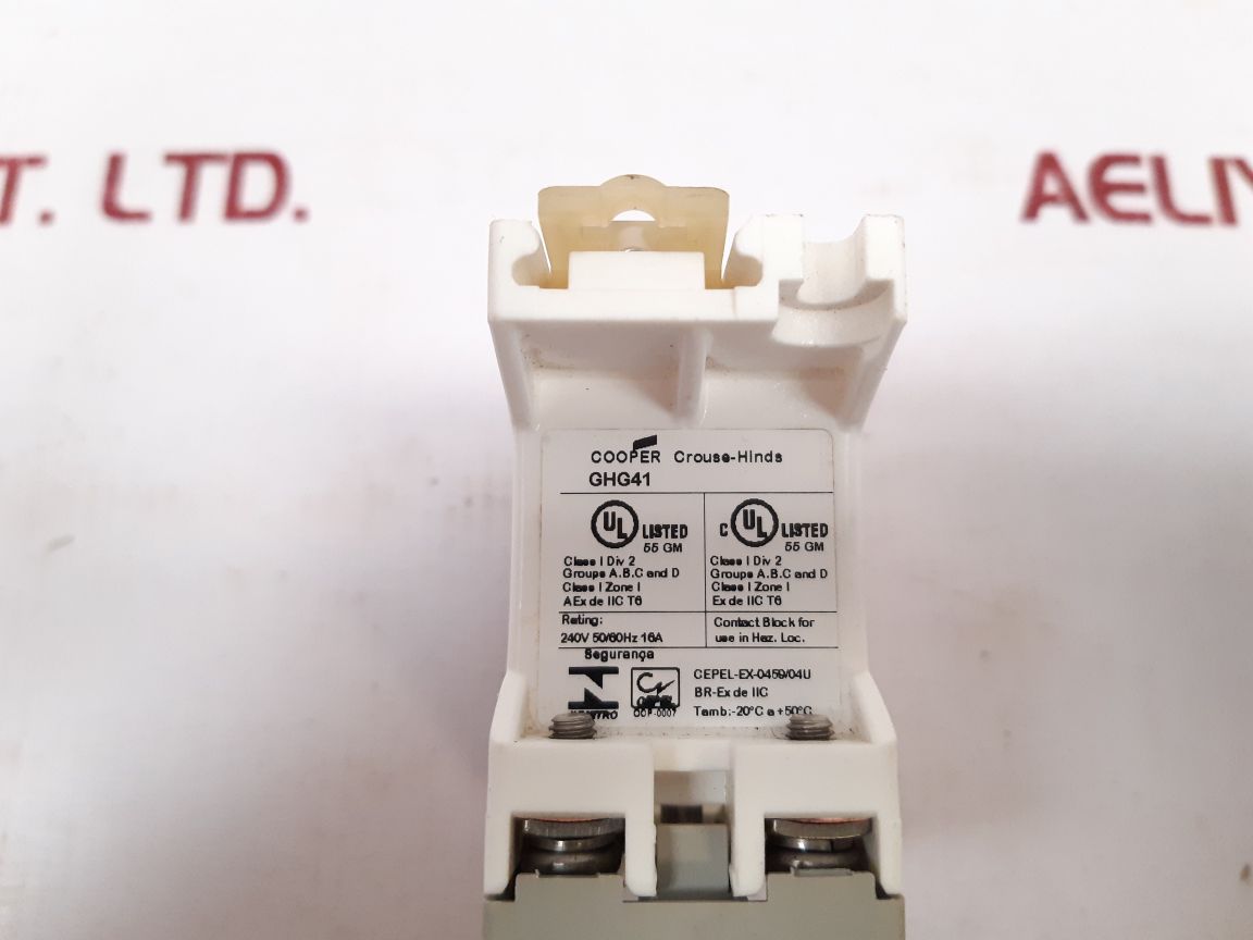 Cooper crouse-hinds ghg4171101r0003 push button New - Aeliya Marine Tech