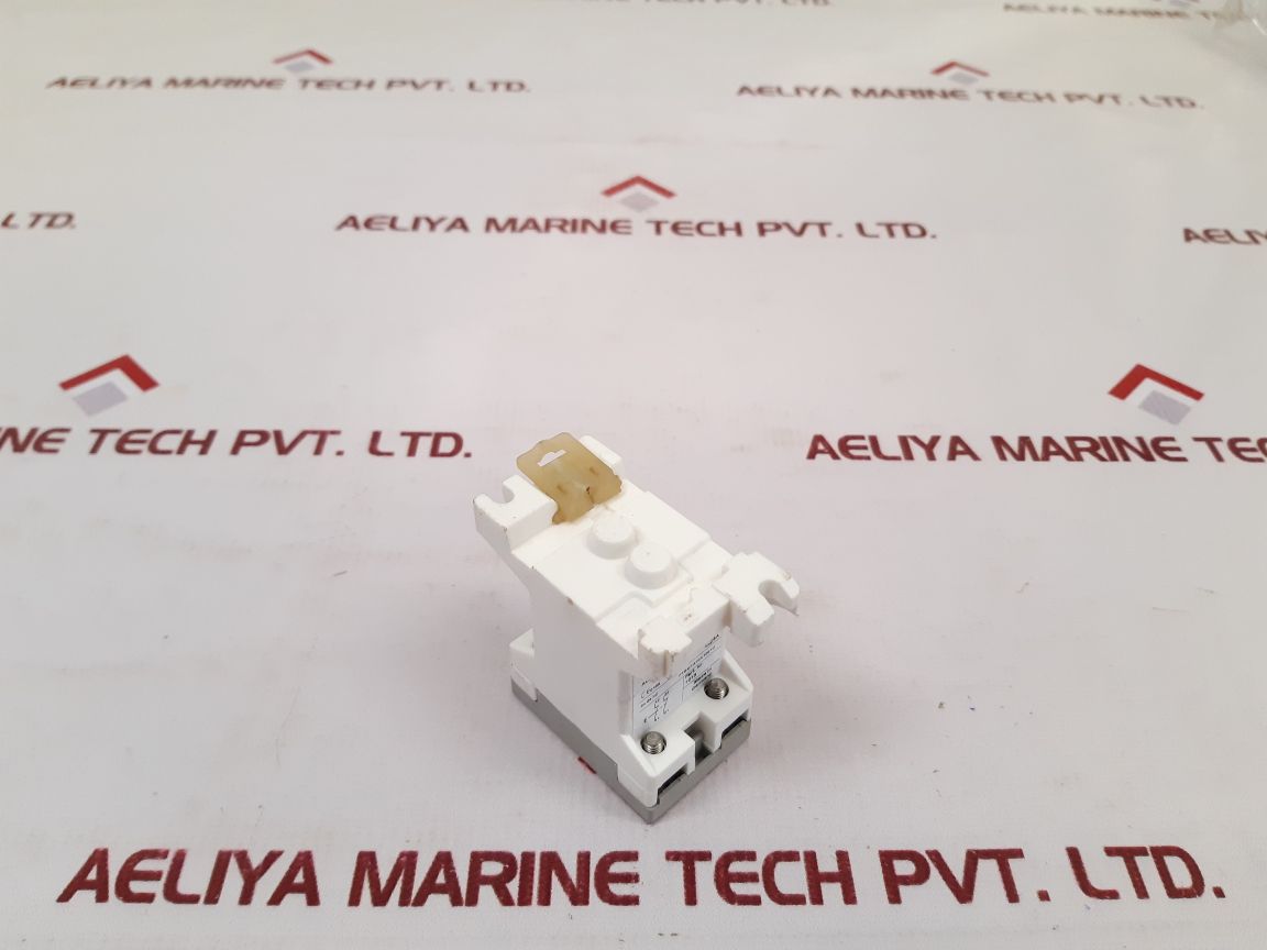 Cooper crouse-hinds ghg4171101r0003 push button New - Aeliya Marine Tech