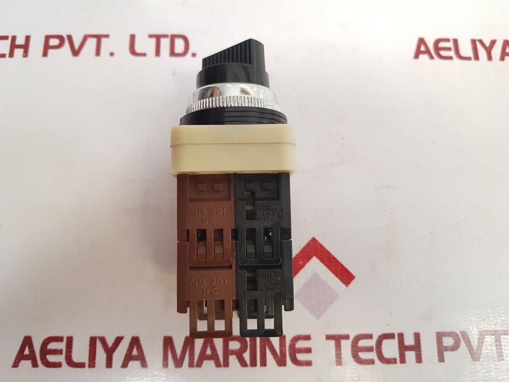 Fuji Electric Ah30-p3 Command Switch - Aeliya Marine Tech