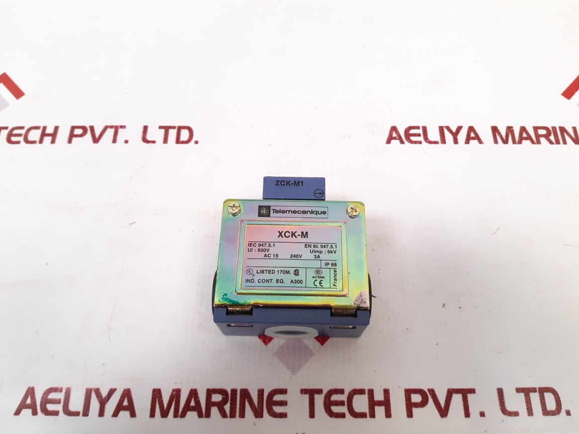 Telemecanique Xck M102H29 Limit Switch Xck-m 500V - Aeliya Marine Tech