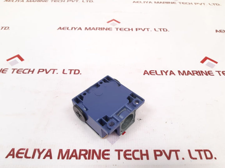 Telemecanique Zck-m1H29 Limit Switch 240V 3A - Aeliya Marine Tech