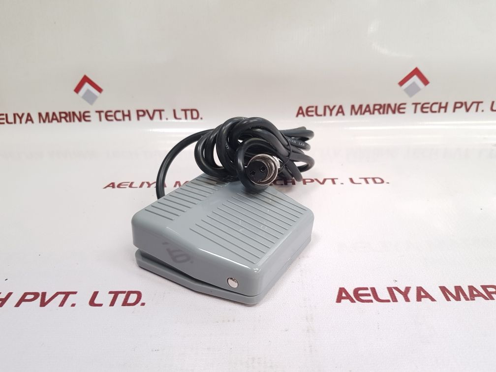 Twcht Cfs-201 Foot Switch 10A 250Vac - Aeliya Marine Tech