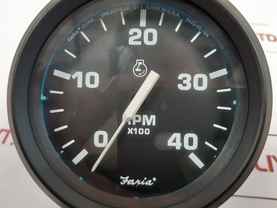 Faria td9122e tachometer - Aeliya Marine Tech