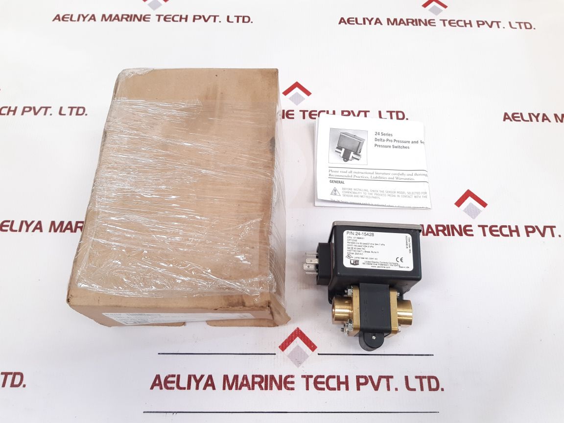 United Electric Controls 24-15428 Pressure Switch