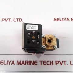 United Electric Controls 24-15428 Pressure Switch - Aeliya Marine Tech