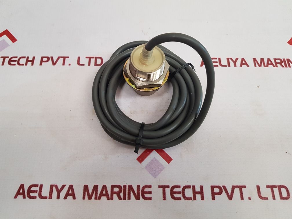 Omron E2E-x18My2 Proximity Switch Used - Aeliya Marine Tech