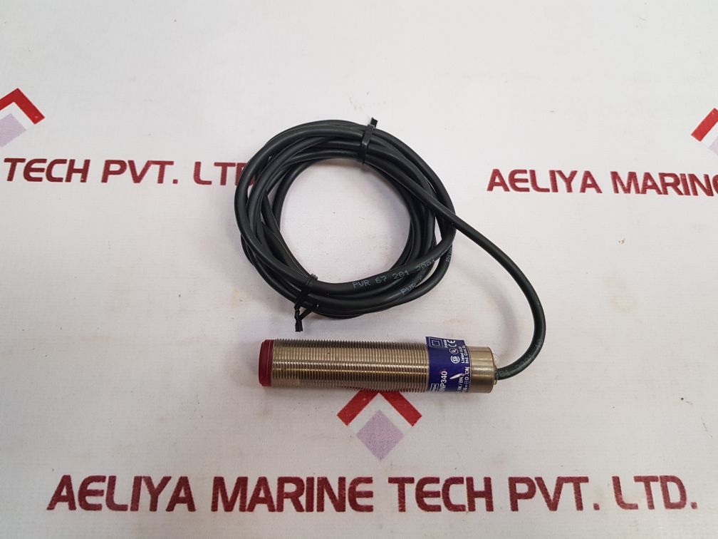 Telemecanique Xu9-m18Np340 Photoelectric Sensor - Aeliya Marine Tech