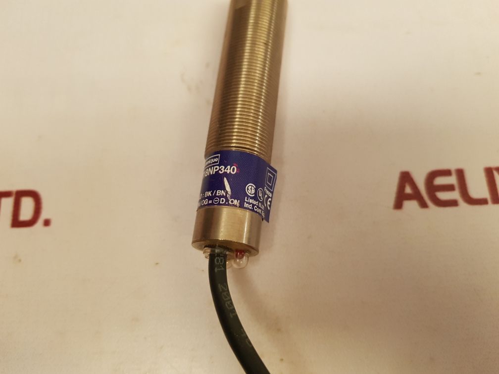 Telemecanique Xu9-m18Np340 Photoelectric Sensor - Aeliya Marine Tech