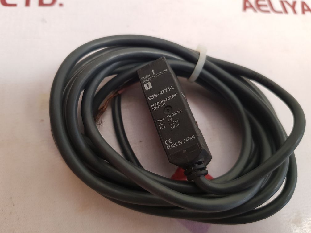 Omron E3S-at71-l Photoelectric Switch - Aeliya Marine Tech