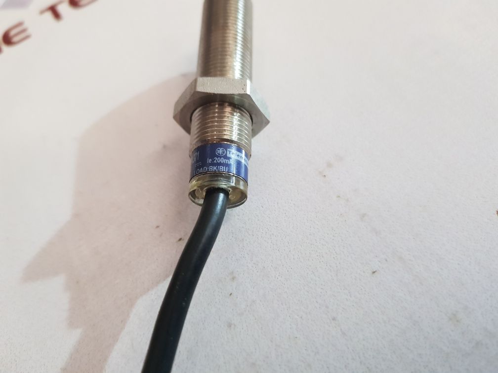 Telemecanique Xs1 M12Pa371 Proximity Sensor New - Aeliya Marine Tech