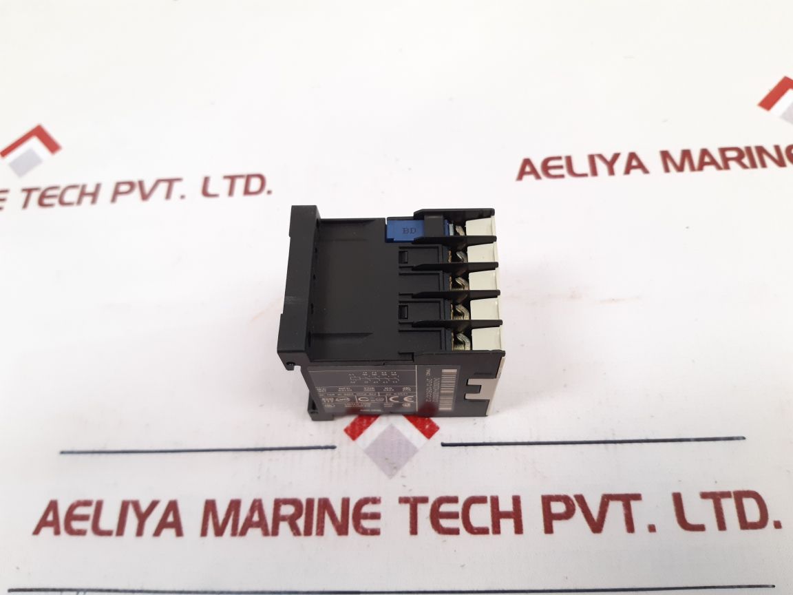 Telemecanique Ca3Kn40Bd3 Control Relay 24V Dc - Aeliya Marine Tech