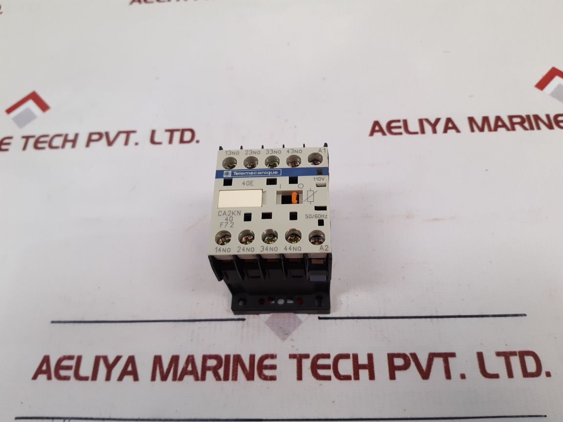 Telemecanique Ca3Kn40Bd3 Control Relay 24V Dc new - Aeliya Marine Tech