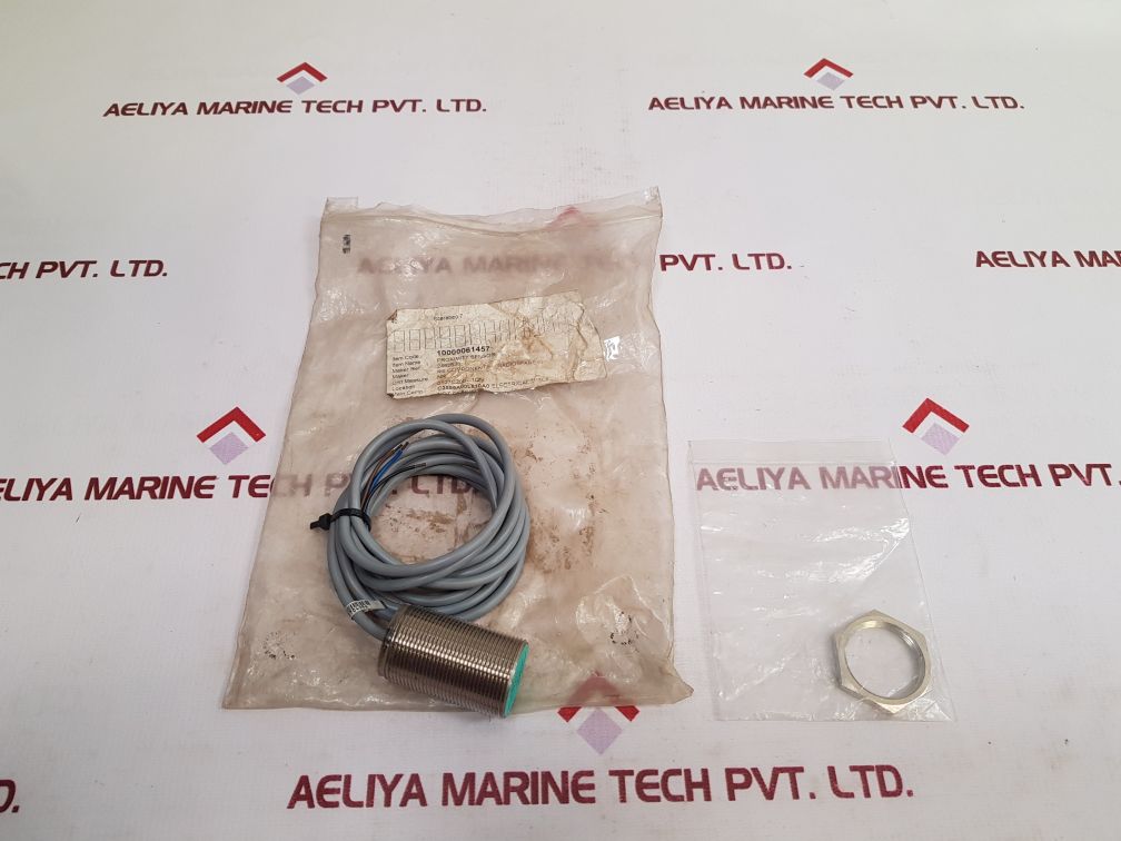 Pepperl+Fuchs Nbb10-30Gm50-e2 Proximity Sensor 83999