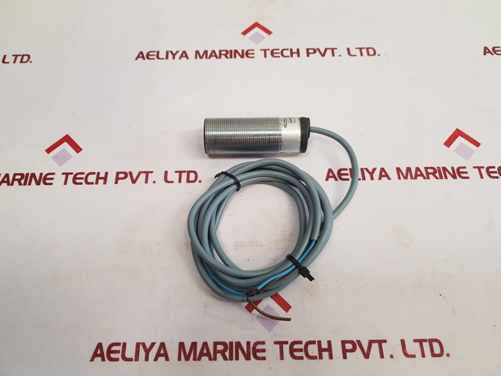 Telemecanique Xsa-a10011 Proximity Switch 24/240V - Aeliya Marine Tech