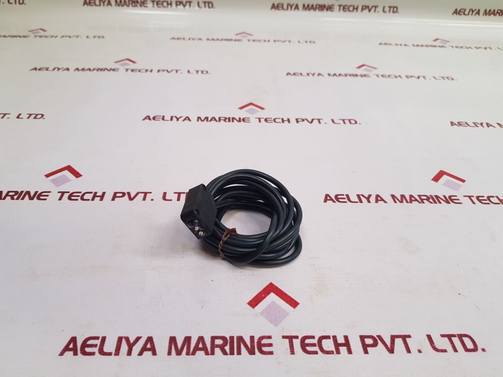 Omron E3Z-t81-d Photoelectric Switch - Aeliya Marine Tech