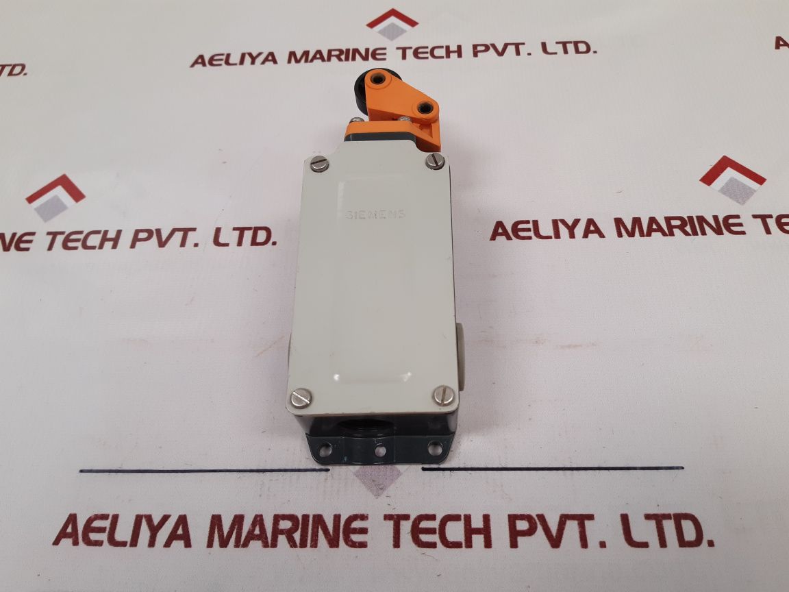 Siemens 3Se3 404-1 E-z Limit Switch - Aeliya Marine Tech