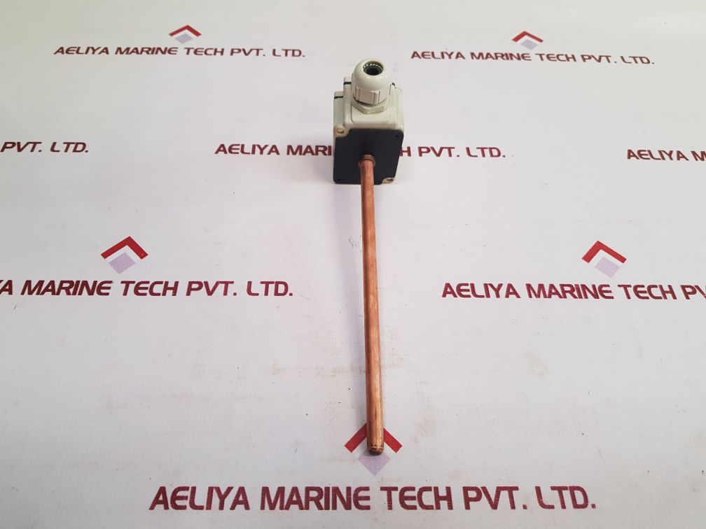 Johnson Controls Ts-9101-8222 Temperature Sensor - Aeliya Marine Tech