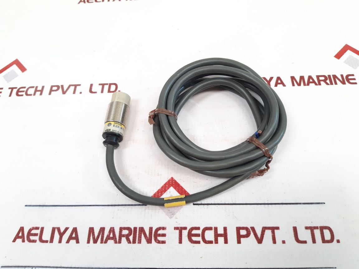 Omron E2E-x10My2 Proximity Switch