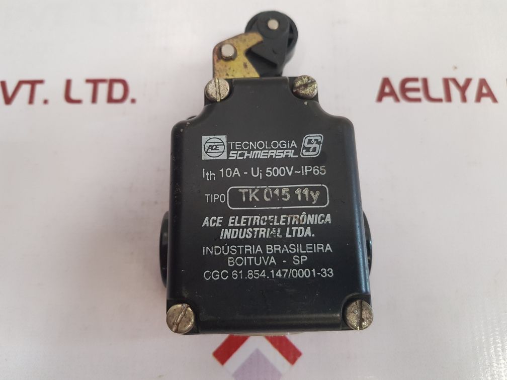 Schmersal Tk 015 11Y Limit Switch - Aeliya Marine Tech