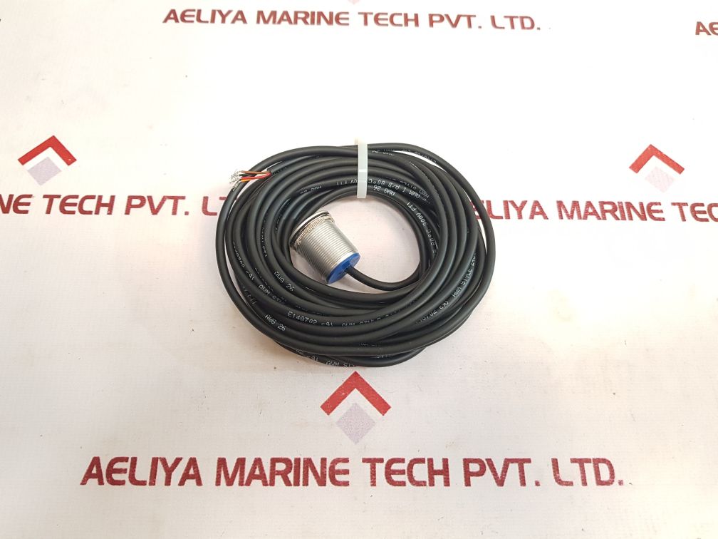 TH Contact 2464/1061 Piezo-Taste Switch - Aeliya Marine Tech