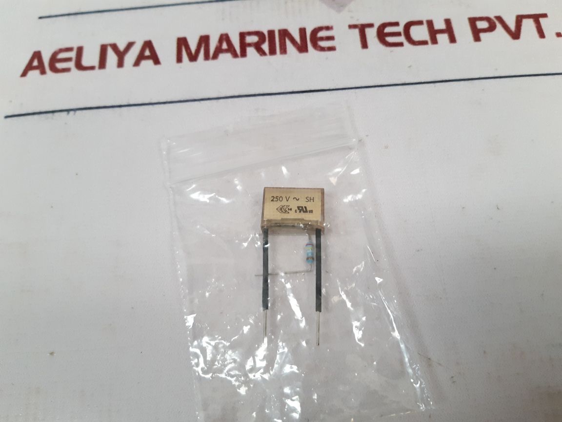 Eurotherm 32h8 temperature controller - Aeliya Marine Tech