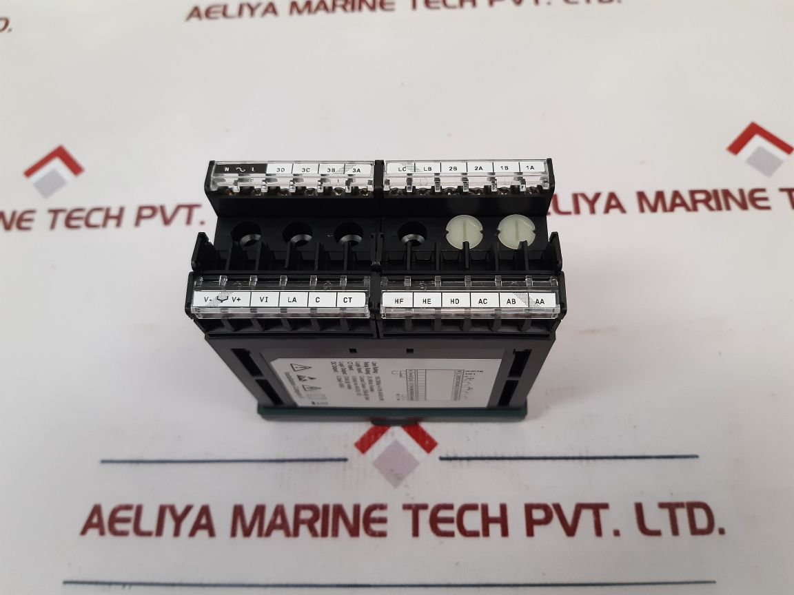 Eurotherm 32h8 temperature controller - Aeliya Marine Tech