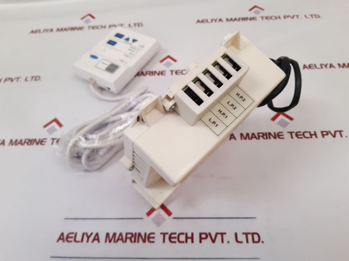 Carrier 1006480 Ductable Ac Remote Controller Double Circuit With Led Display - Aeliya Marine Tech
