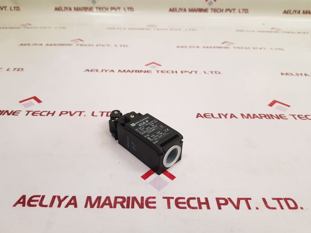 Telemecanique Xck-p Limit Switch Xck P121 - Aeliya Marine Tech