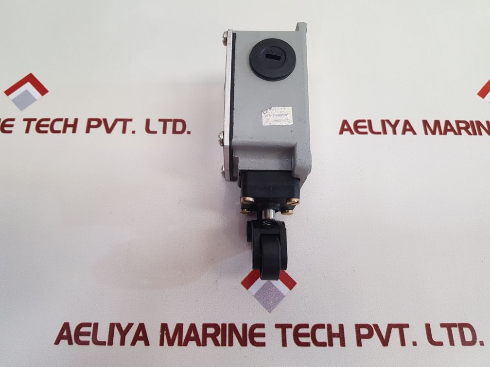 Jaibalaji Cee Em 45 Limit Switch New One - Aeliya Marine Tech