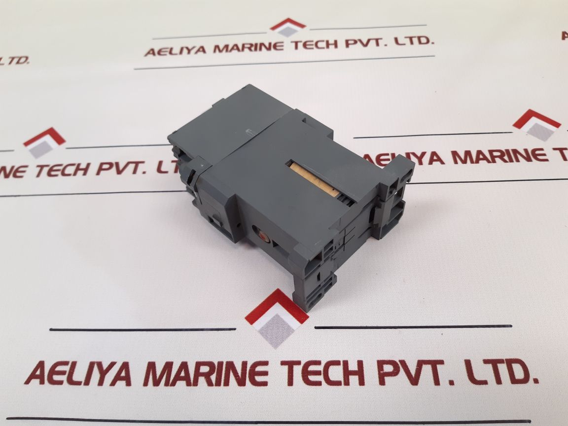 Abb Kc40E Contactor Relay Used - Aeliya Marine Tech