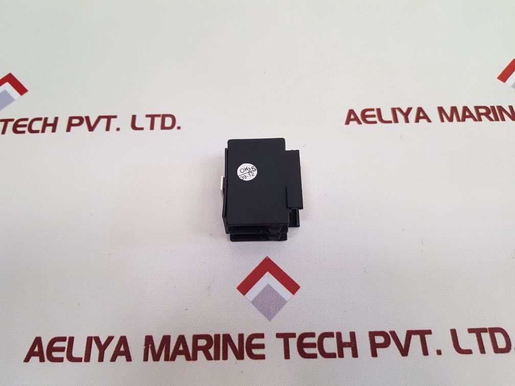 Set of 4x C&s tc la1 d11 auxiliary contact block - Aeliya Marine Tech