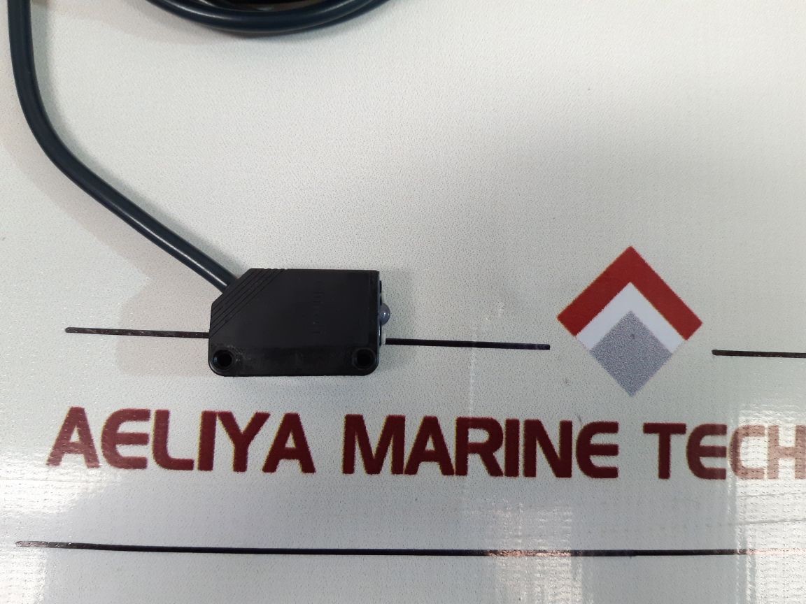 Omron E3Z-ls81 Photoelectric Switch - Aeliya Marine Tech