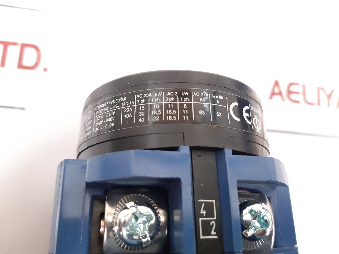 Kraus & Naimer At12G189 Isolator Switch - Aeliya Marine Tech