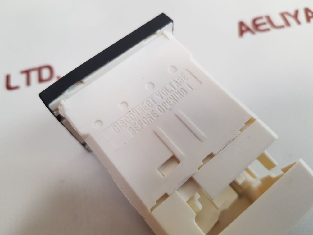 Crompton E242-89Rg Analog Indicator - Aeliya Marine Tech