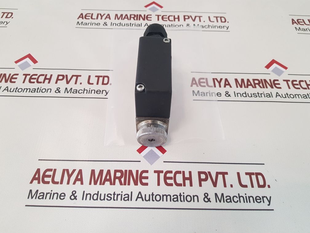 Herion 0821060 Pressure Switch Used - Aeliya Marine Tech
