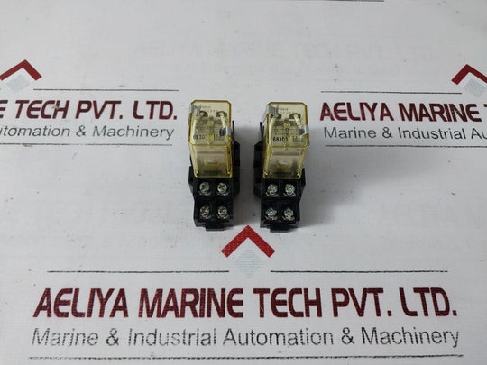Idec Rh2B-u Relay With Sh2B-05B Socket Dc 24V 10A 240Vac/10A 30Vdc